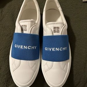 GIVENCHY Sneaker